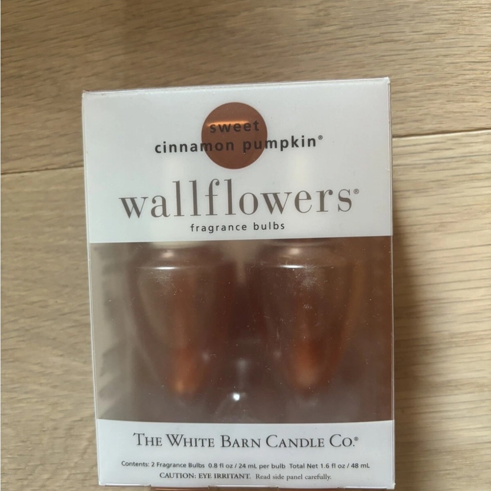 White Barn Wallflowers Sweet Cinnamon Pumpkin Fragrance Bulbs 2 Pack Rare